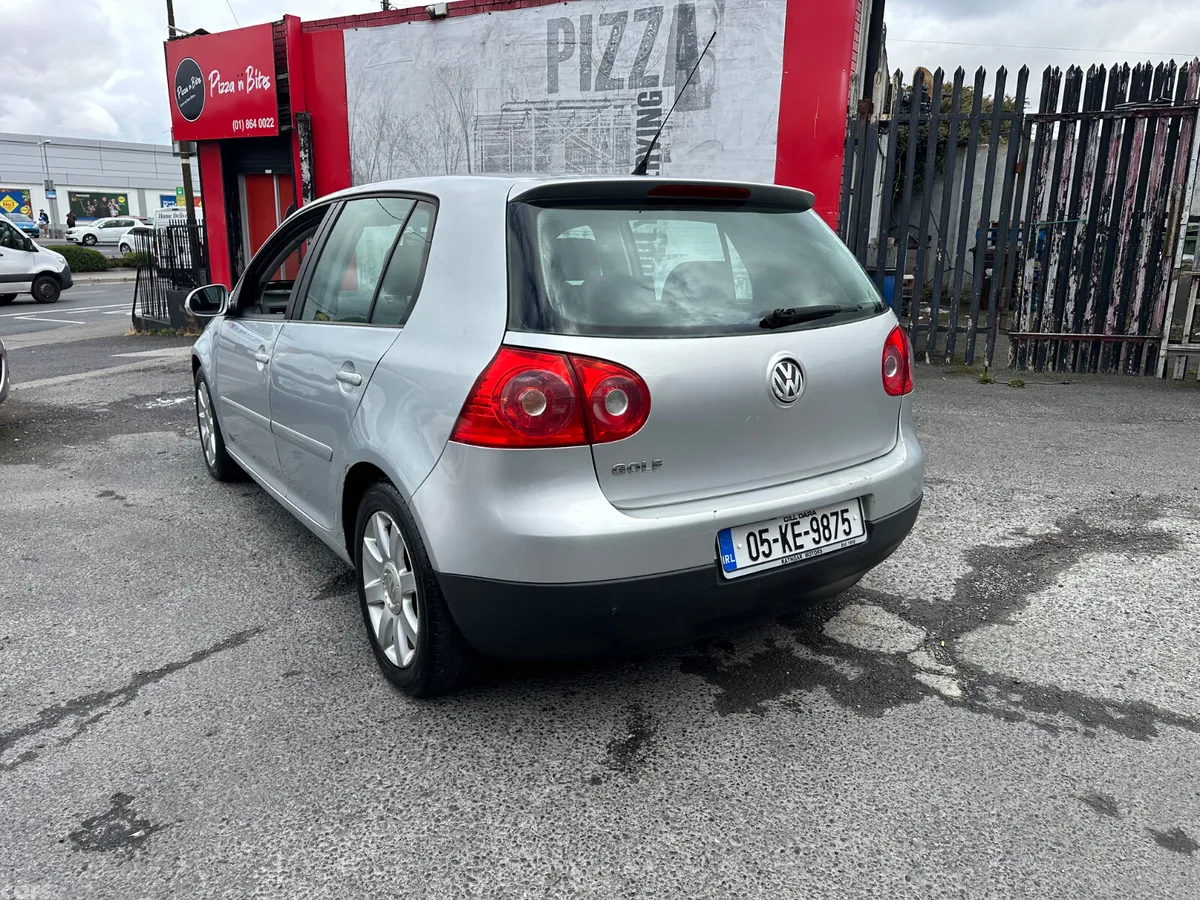 Volkswagen Golf Hatchback, Petrol, 2005, Silver