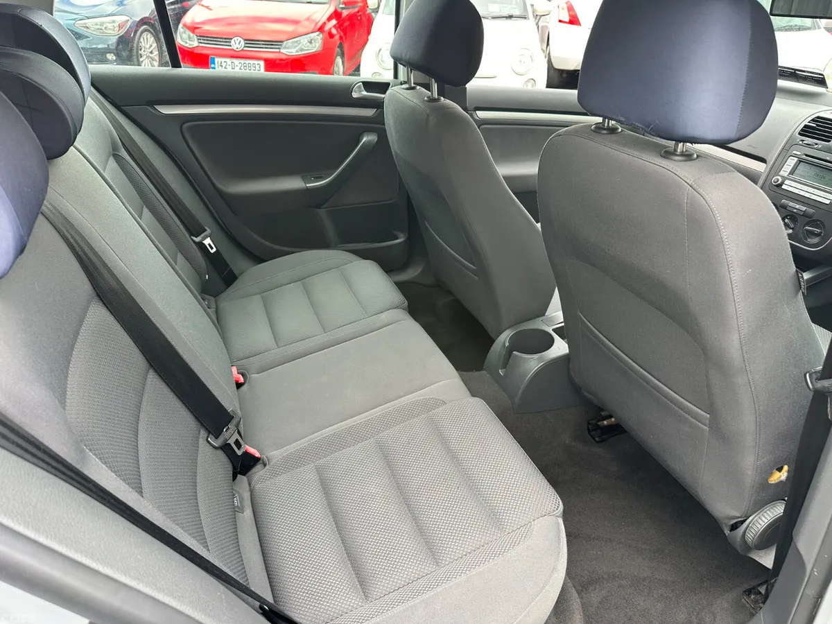 Volkswagen Golf Hatchback, Petrol, 2005, Silver