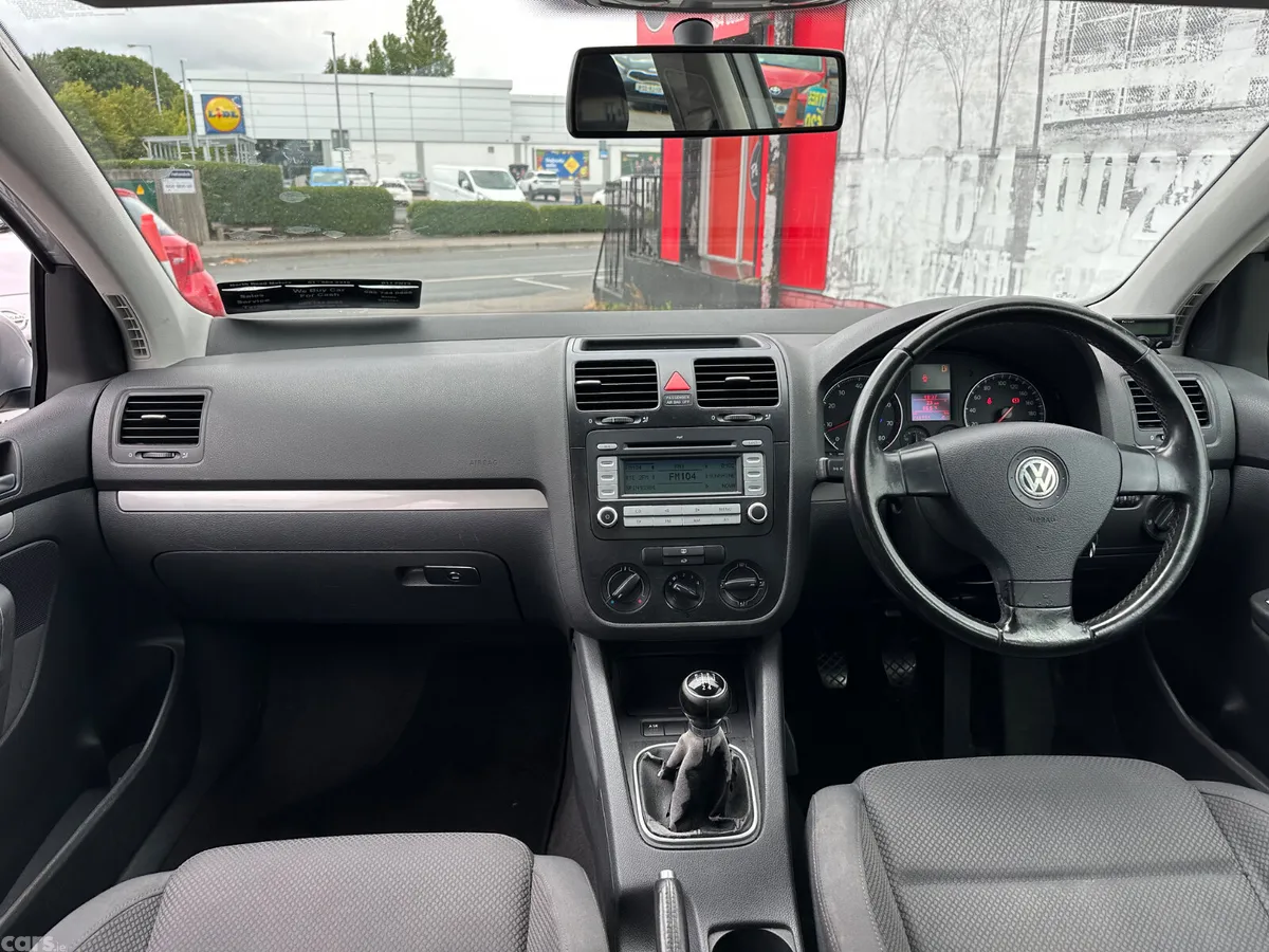 Volkswagen Golf Hatchback, Petrol, 2005, Silver