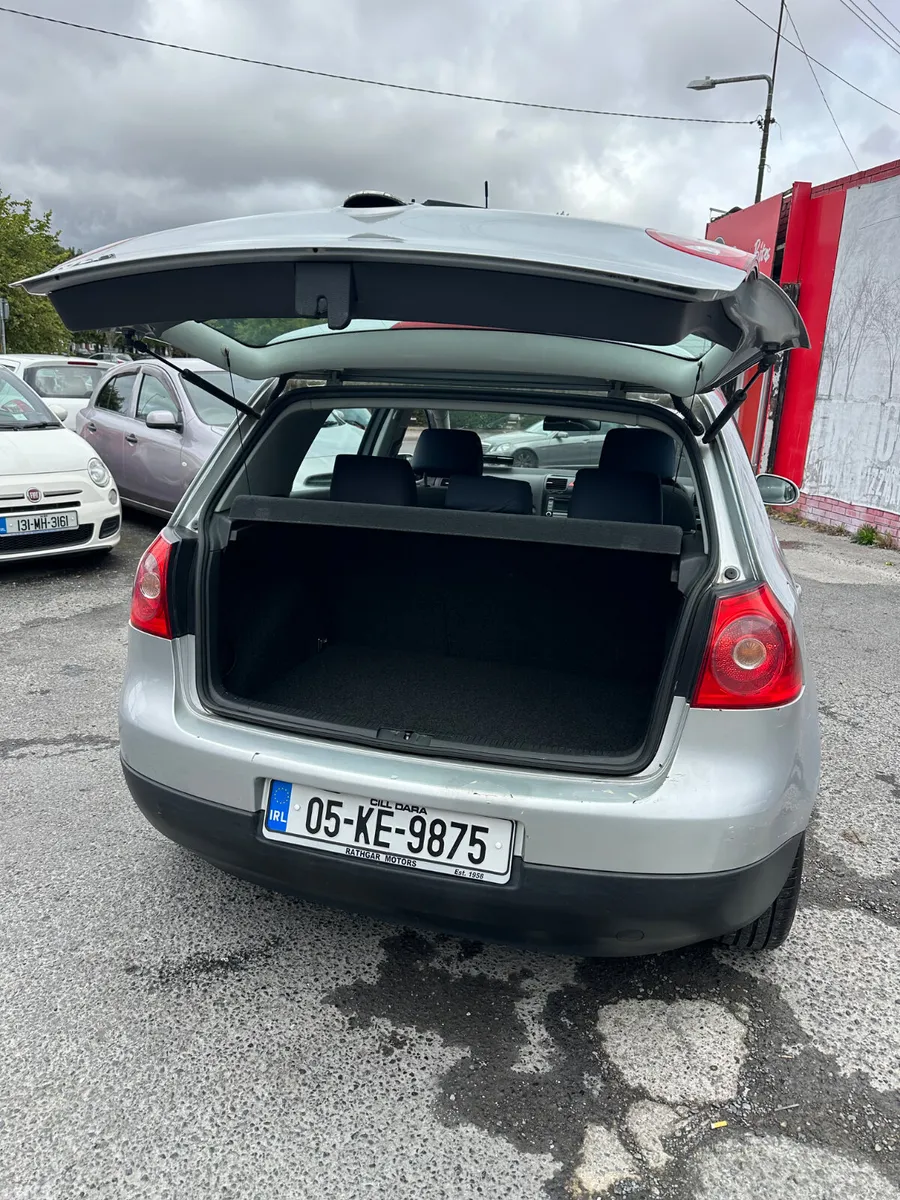 Volkswagen Golf Hatchback, Petrol, 2005, Silver