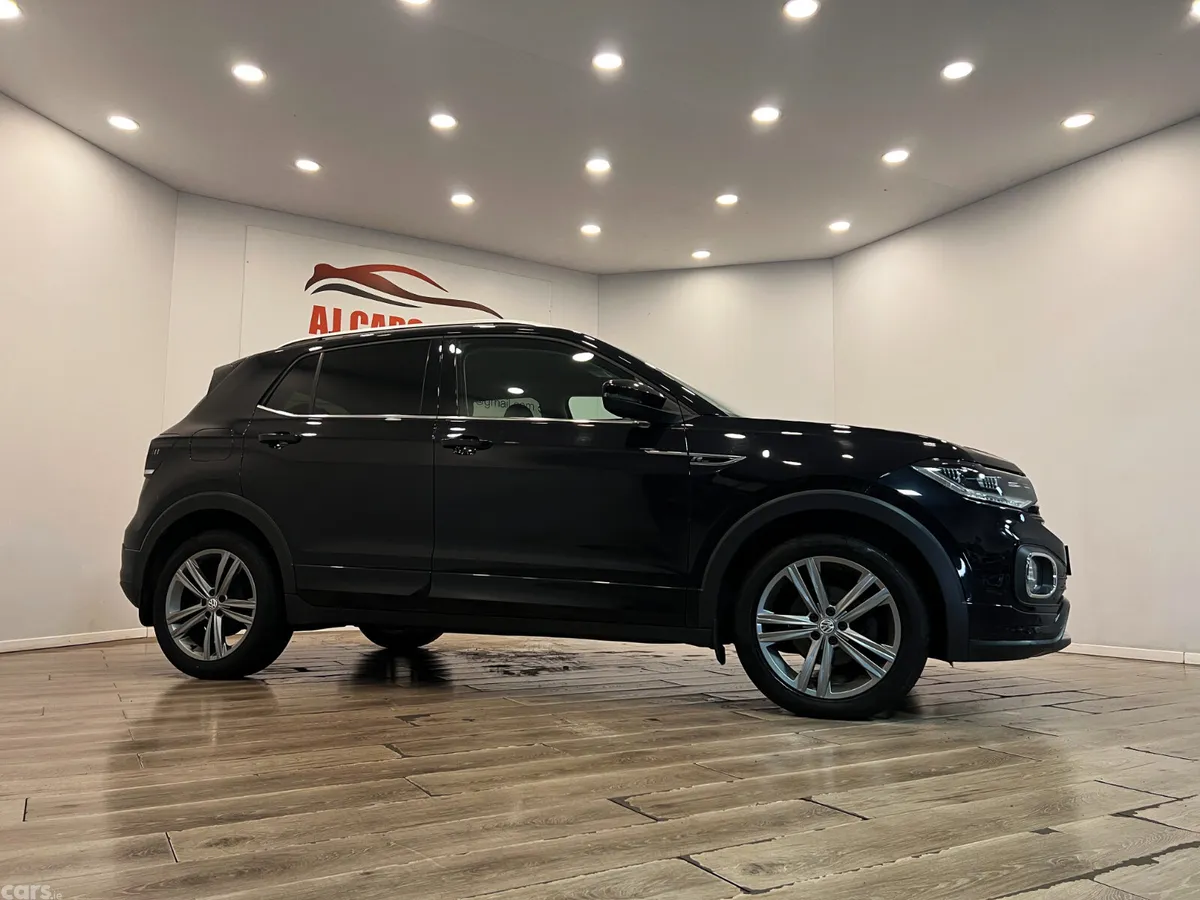 Volkswagen T-Cross Estate/Jeep, Diesel, 2020, Black