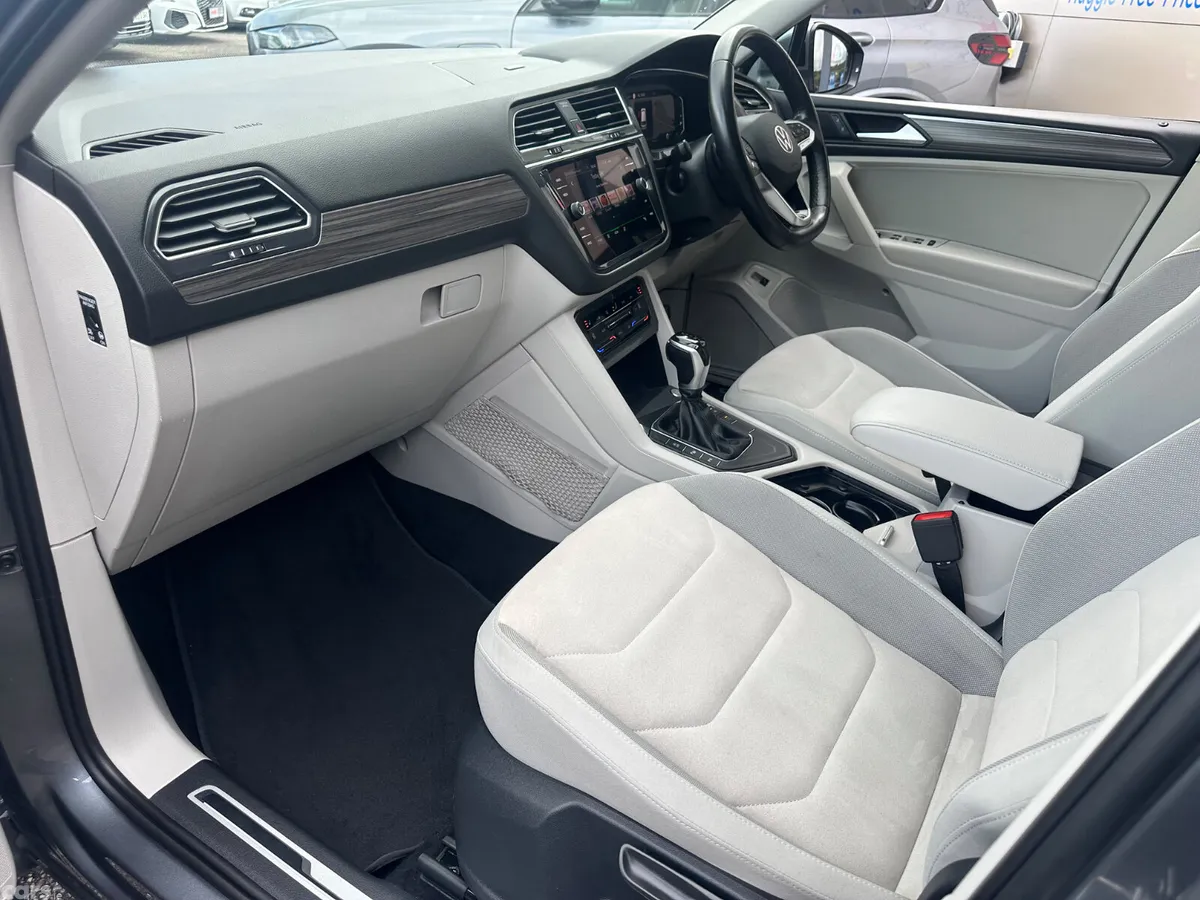 Volkswagen Tiguan Allspace MPV, Diesel, 2023, Grey