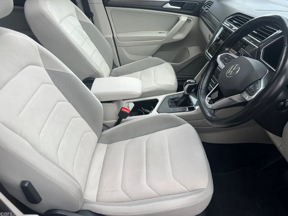 Volkswagen Tiguan Allspace MPV, Diesel, 2023, Grey