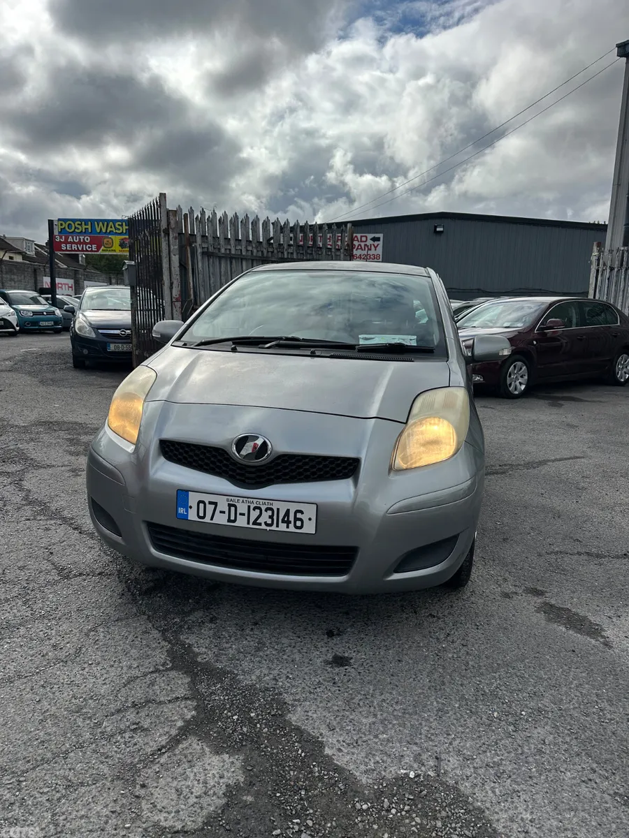 Toyota Vitz Hatchback, Petrol, 2007, Grey