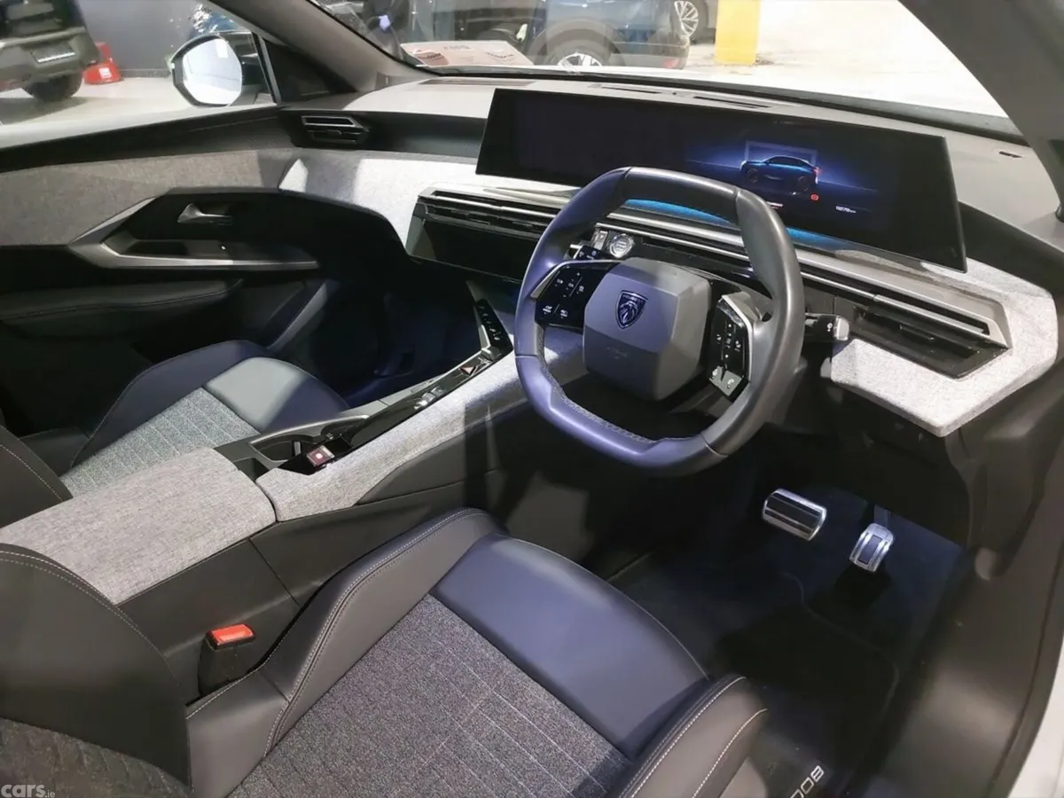 Peugeot 3008 SUV, Petrol, 2026, White