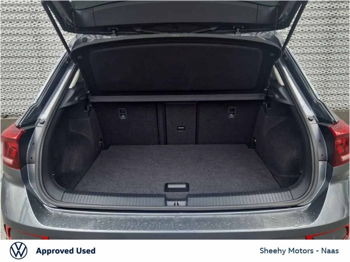 Volkswagen T-Roc SUV, Petrol, 2024, Grey