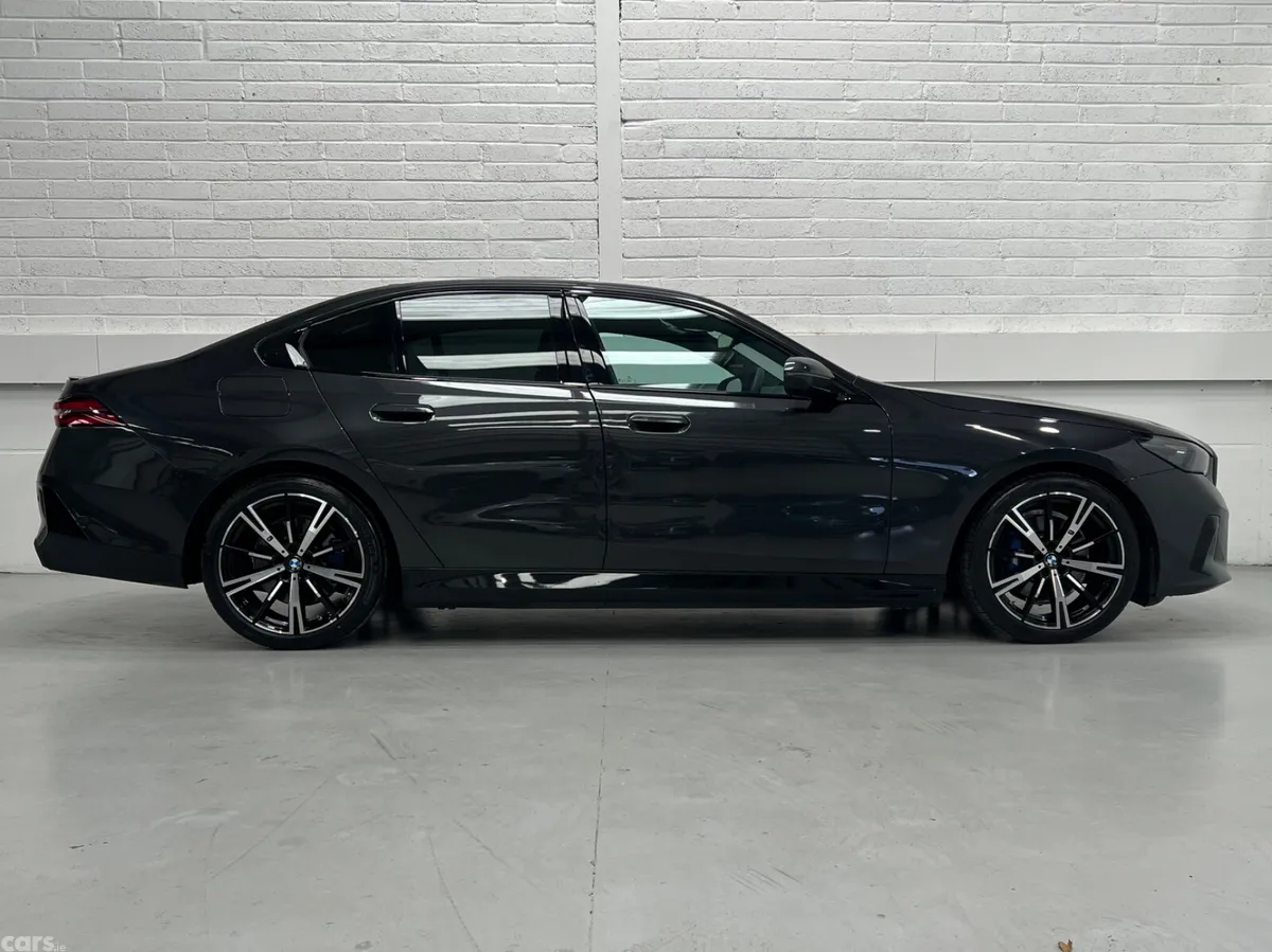 BMW 5-Series Saloon, Petrol Plug-in Hybrid, 2026, Grey