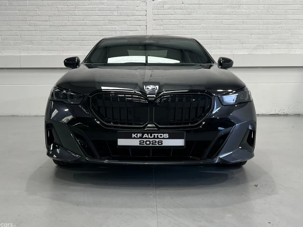 BMW 5-Series Saloon, Petrol Plug-in Hybrid, 2026, Grey