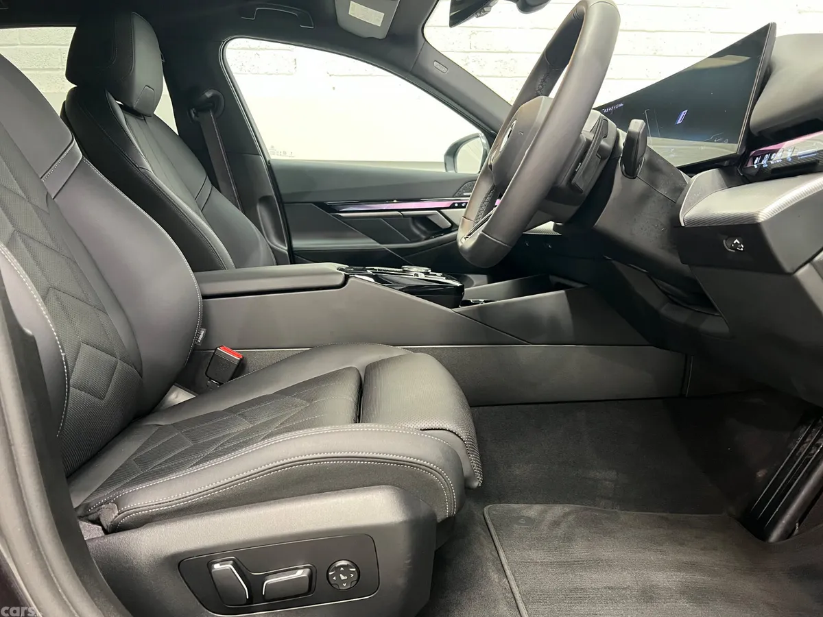 BMW 5-Series Saloon, Petrol Plug-in Hybrid, 2026, Grey