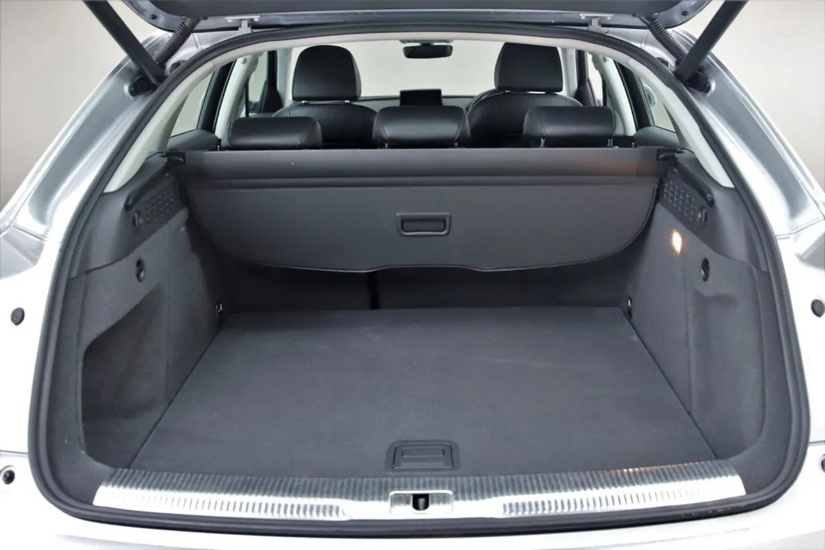 Audi Q3 SUV, Petrol, 2018, Silver