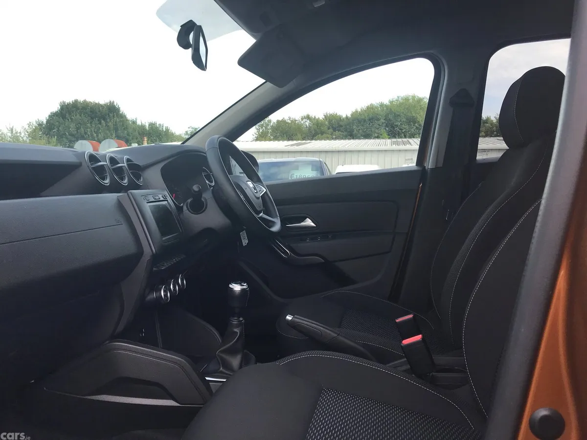 Dacia Duster SUV, Diesel, 2020, Orange