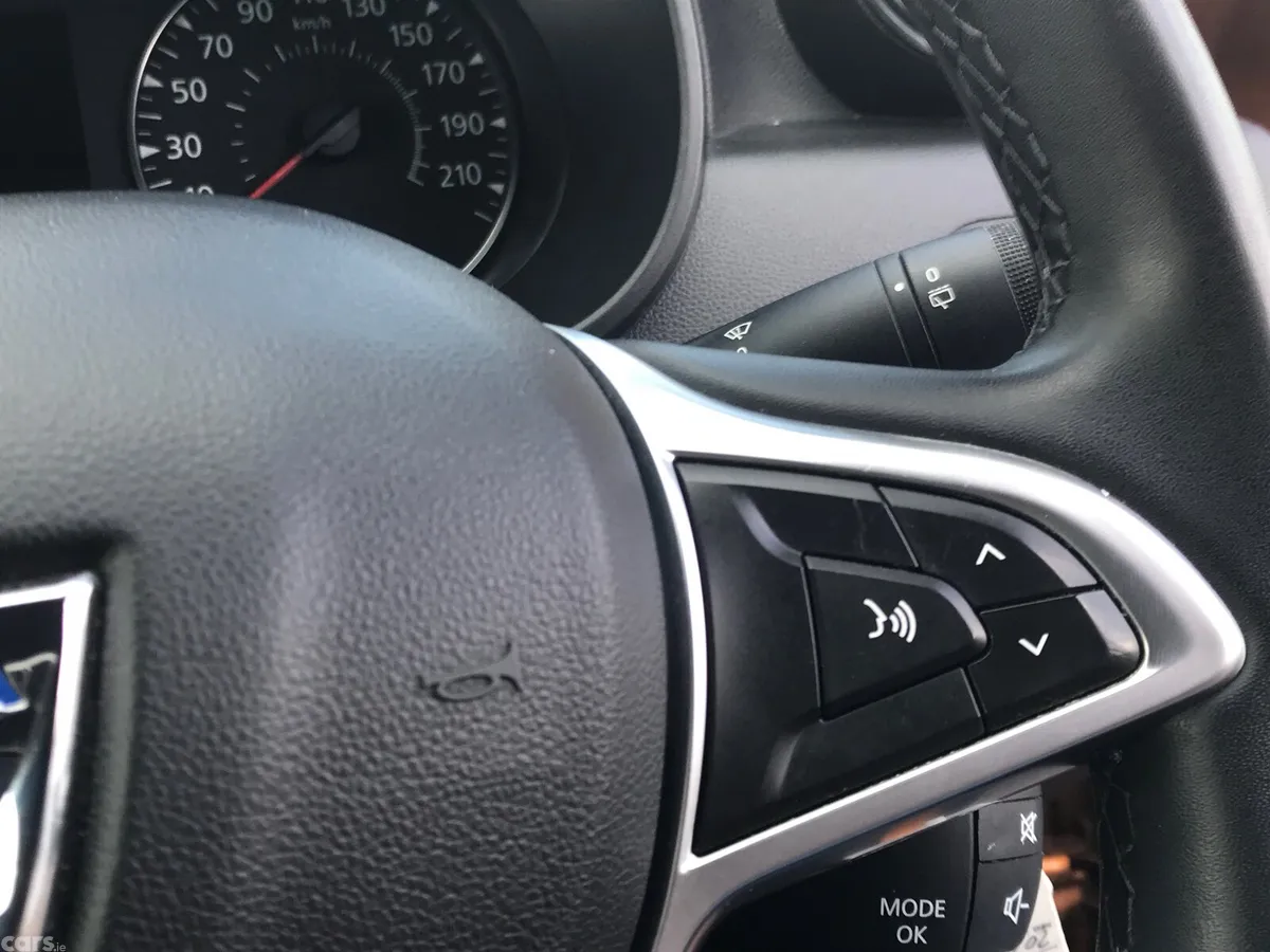 Dacia Duster SUV, Diesel, 2020, Orange