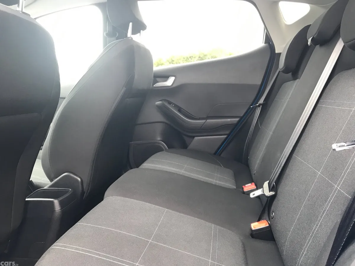 Ford Fiesta Hatchback, Petrol, 2020, Blue