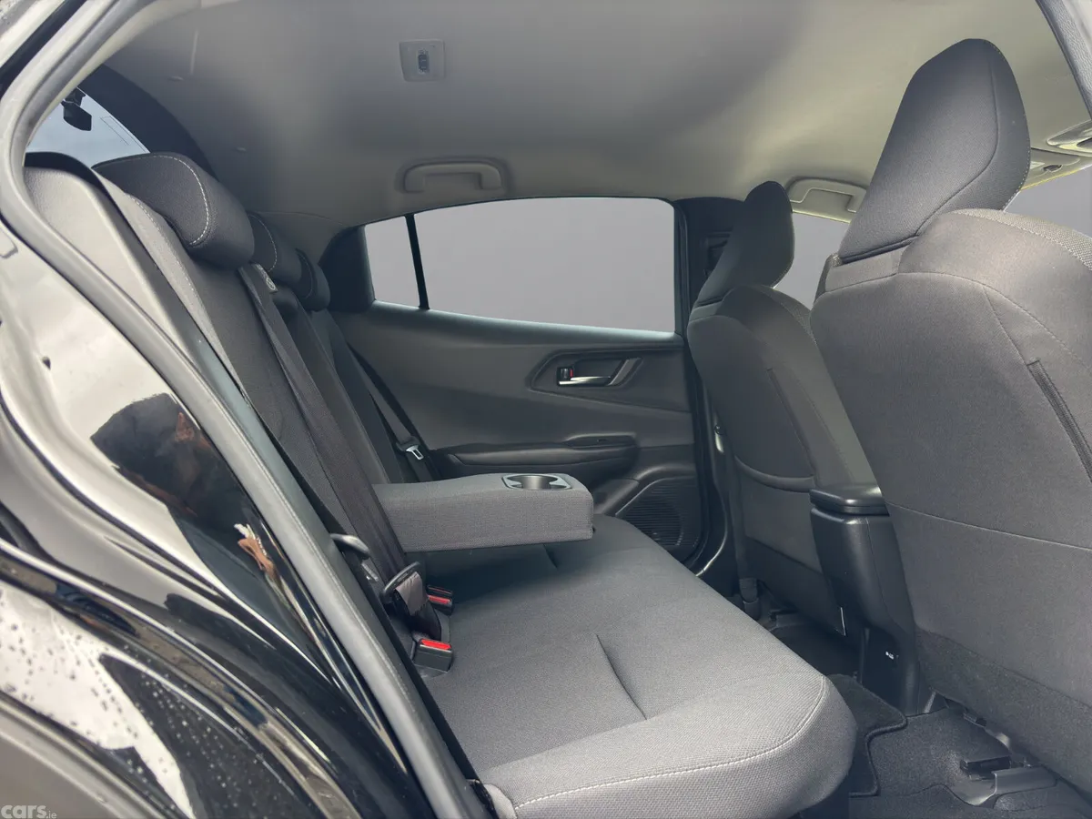 Toyota Prius Saloon, Petrol Hybrid, 2023, Black