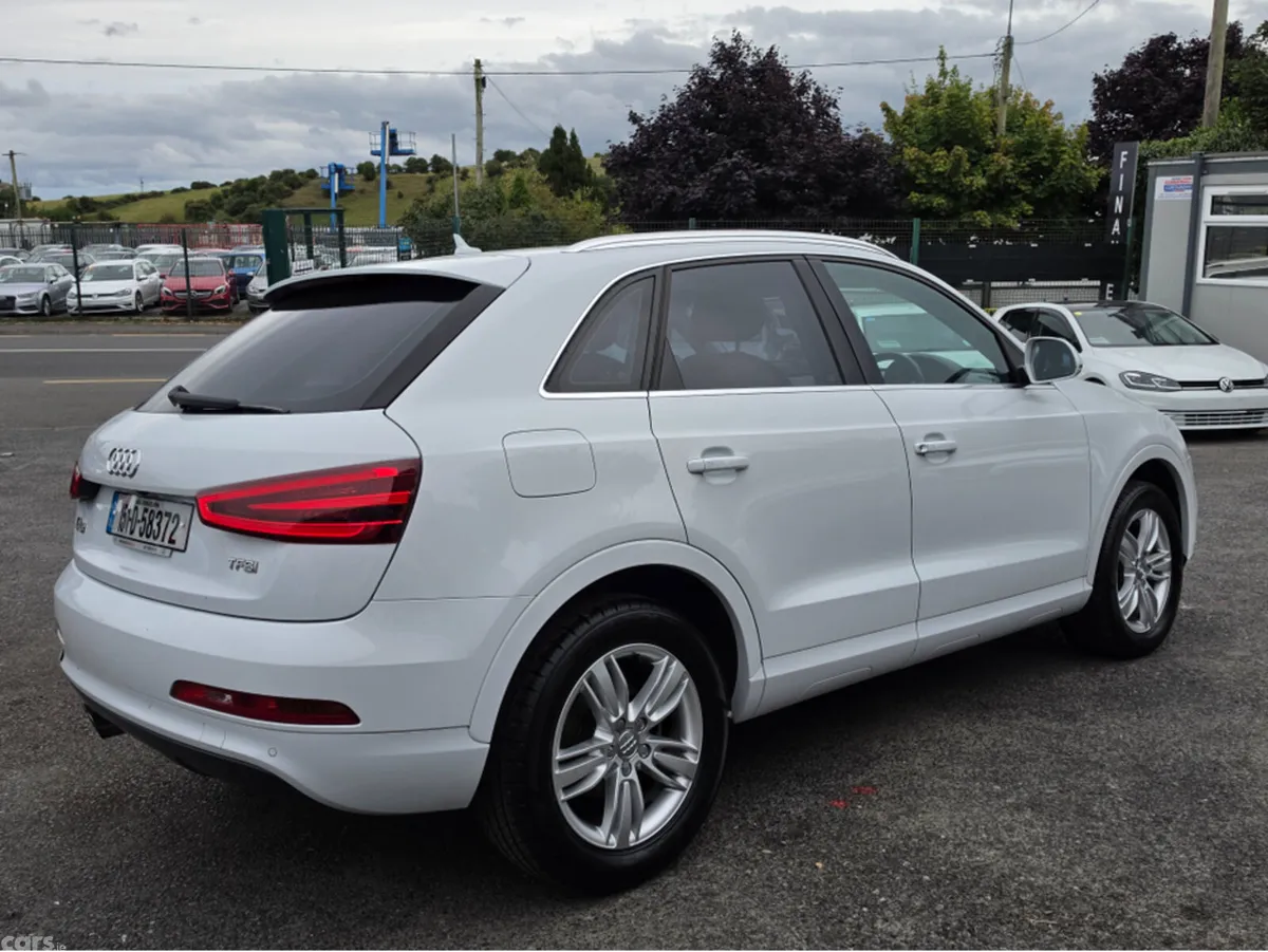 Audi Q3 SUV, Petrol, 2015, White