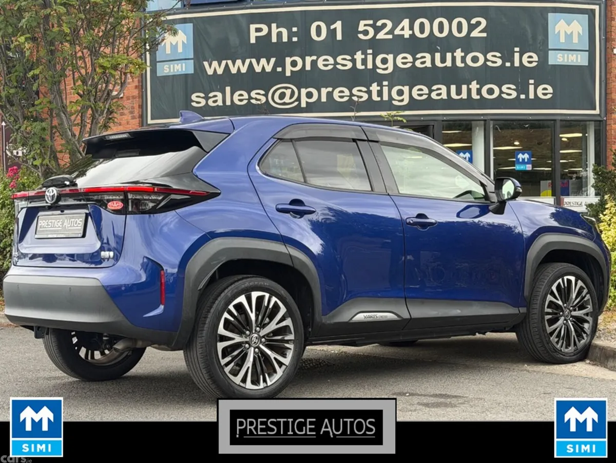Toyota Yaris Cross SUV, Petrol Hybrid, 2021, Blue