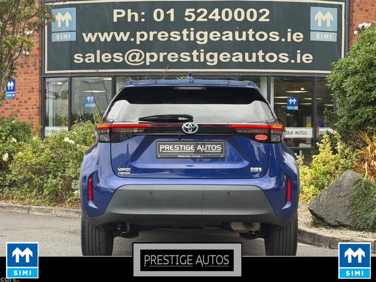 Toyota Yaris Cross SUV, Petrol Hybrid, 2021, Blue