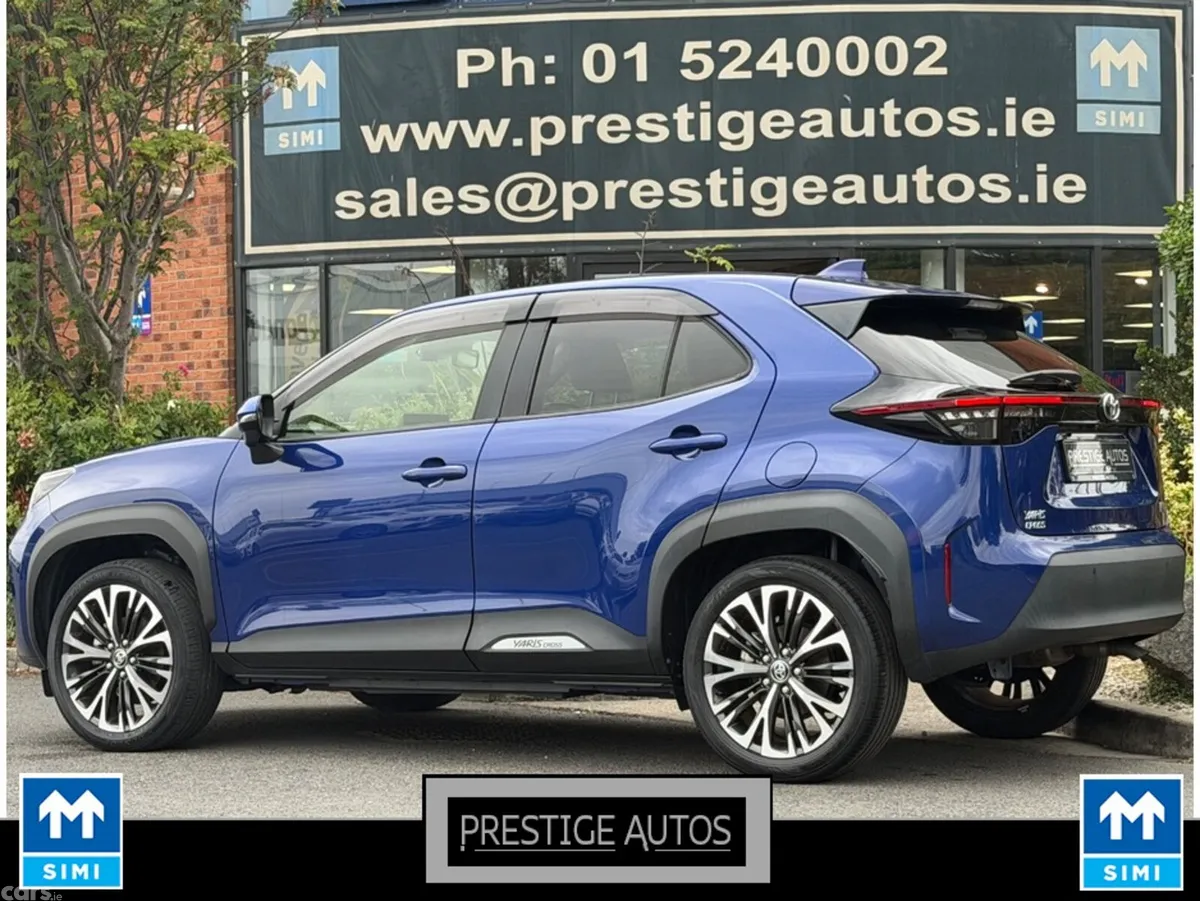 Toyota Yaris Cross SUV, Petrol Hybrid, 2021, Blue