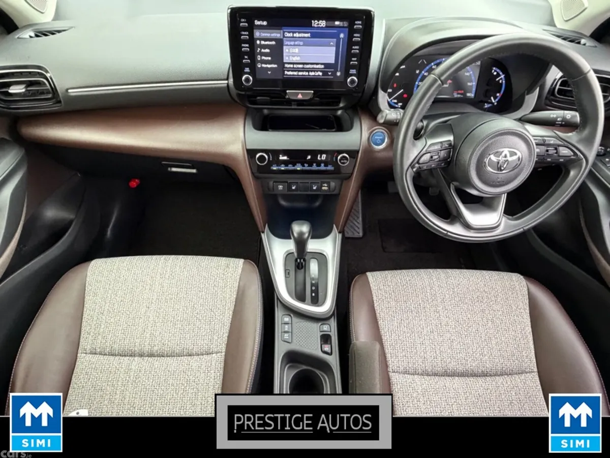 Toyota Yaris Cross SUV, Petrol Hybrid, 2021, Blue