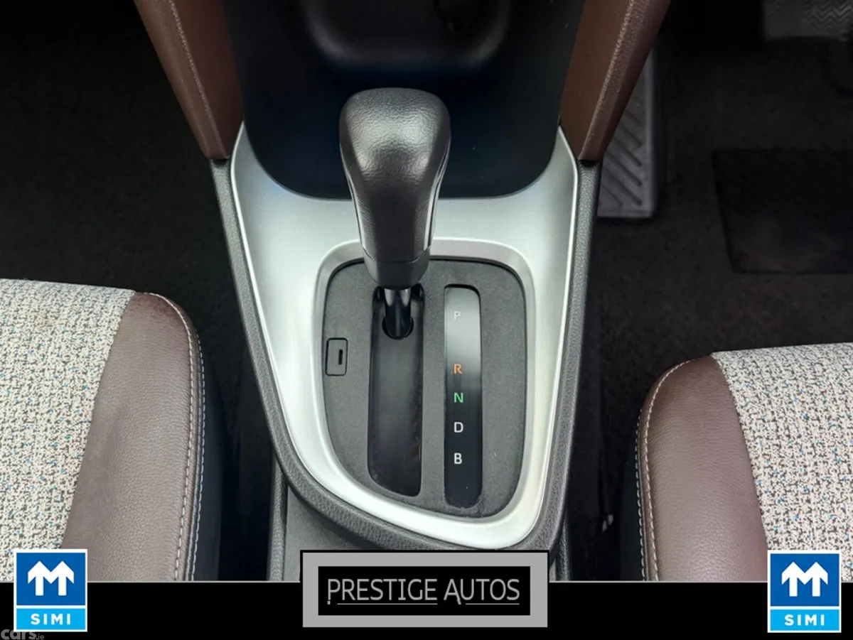 Toyota Yaris Cross SUV, Petrol Hybrid, 2021, Blue