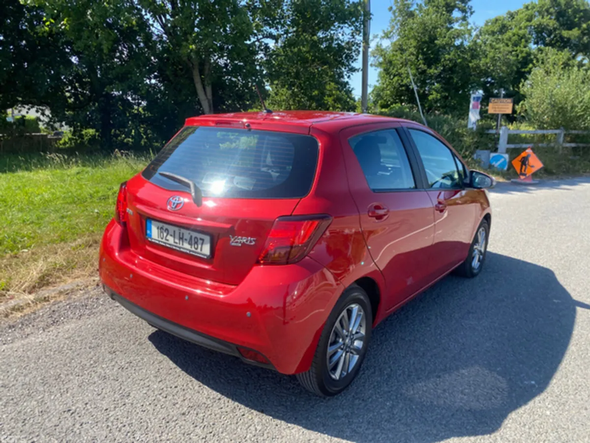 Toyota Yaris Hatchback, Diesel, 2016, Red