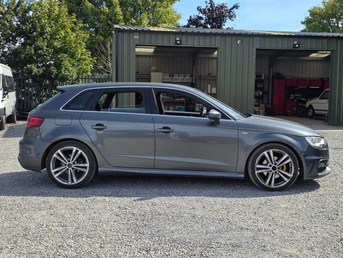 Audi A3 Hatchback, Diesel, 2013, Grey