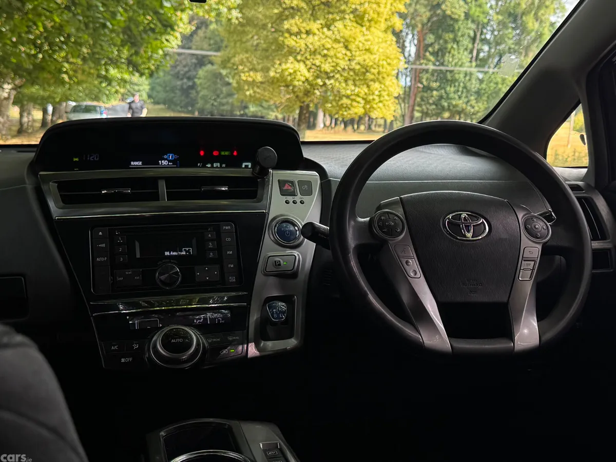Toyota Prius MPV, Petrol Hybrid, 2016, Black