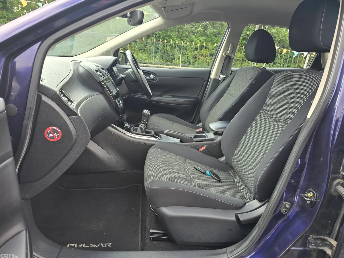Nissan Pulsar Hatchback, Diesel, 2015, Blue