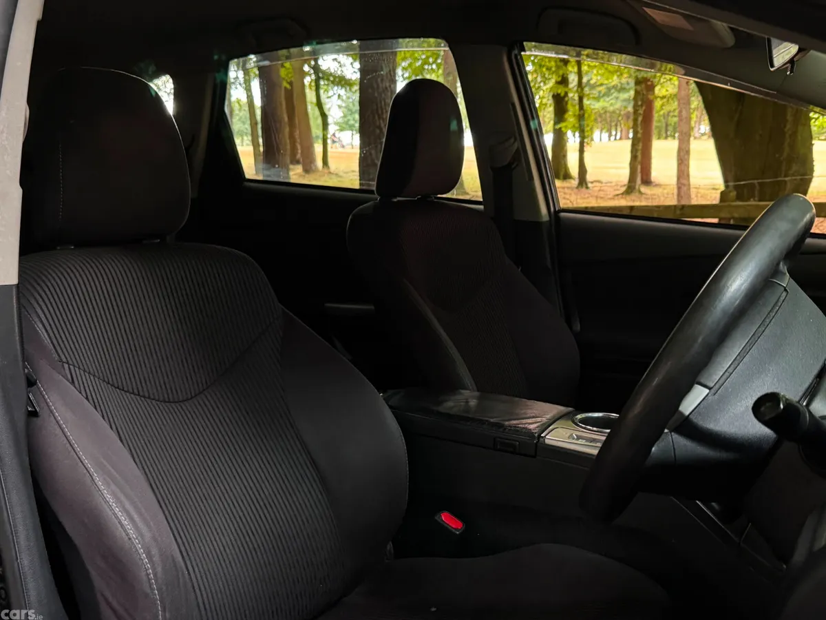 Toyota Prius MPV, Petrol Hybrid, 2016, Black