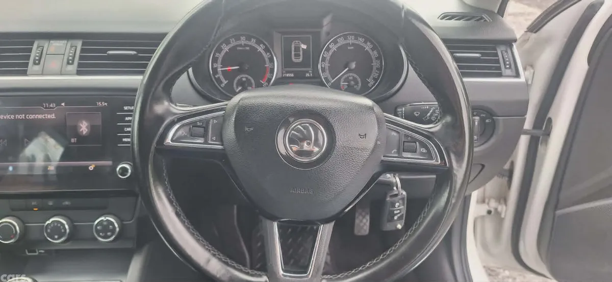Skoda Octavia Saloon, Diesel, 2018, White
