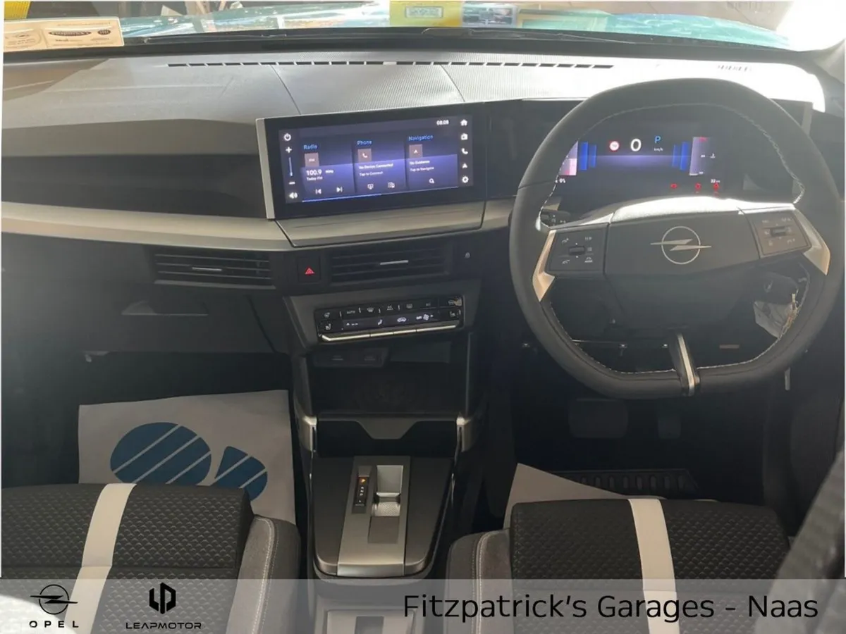 Opel Frontera SUV, Petrol Hybrid, 2026, Green