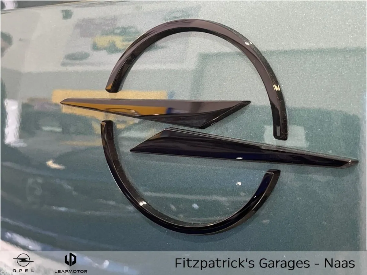 Opel Frontera SUV, Petrol Hybrid, 2026, Green