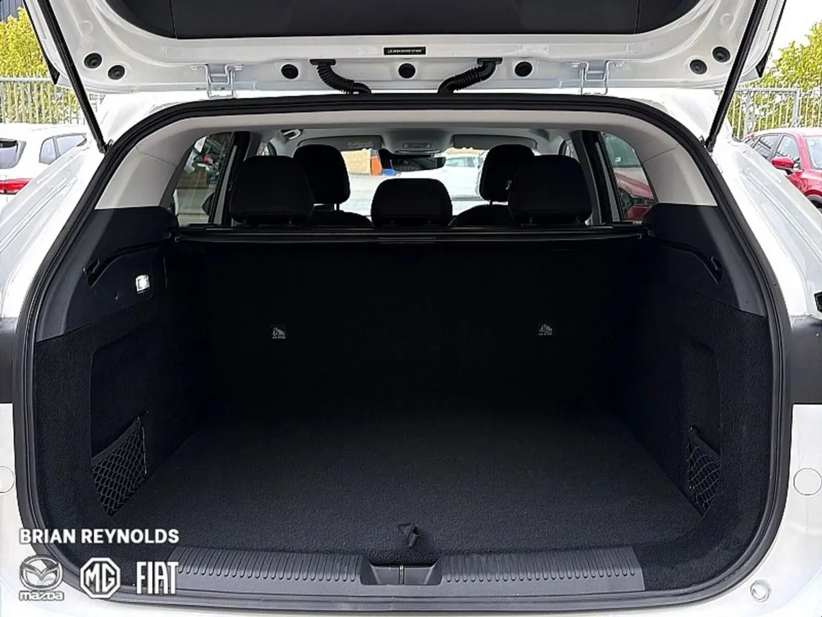 MG HS Hatchback, Petrol Plug-in Hybrid, 2026, White