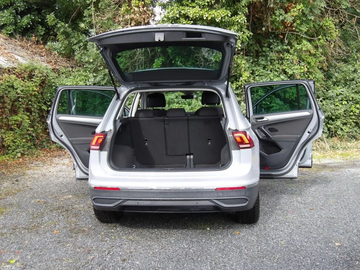 Volkswagen Tiguan SUV, Diesel, 2022, Grey