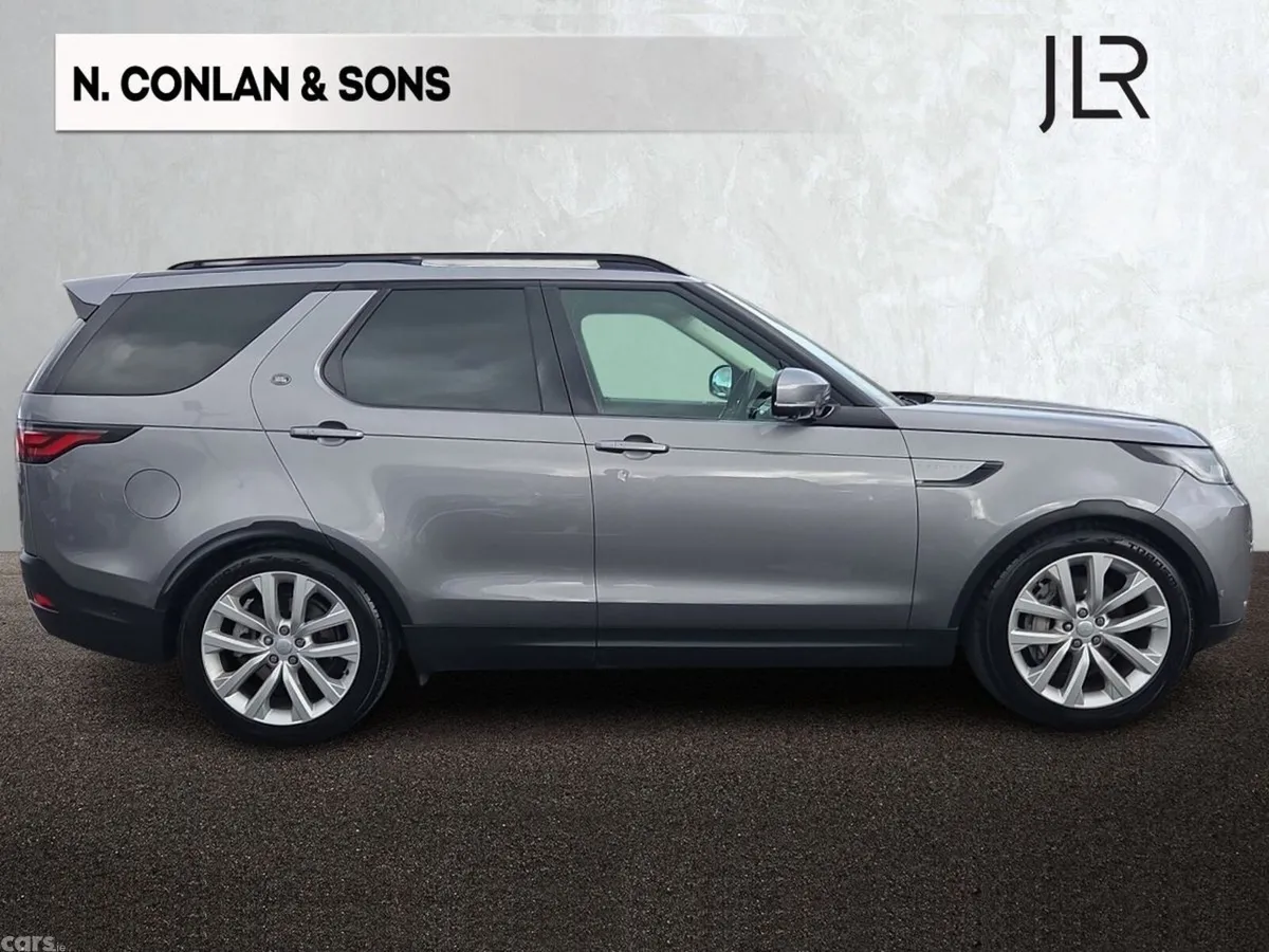 Land Rover Discovery SUV, Diesel, 2023, Grey