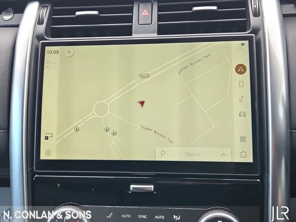 Land Rover Discovery SUV, Diesel, 2023, Grey