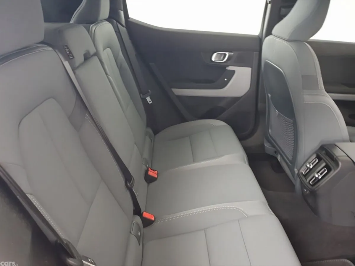 Polestar 2 Hatchback, Electric, 2025, Blue