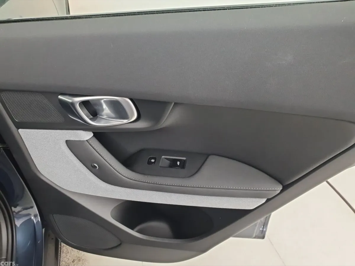 Polestar 2 Hatchback, Electric, 2025, Blue