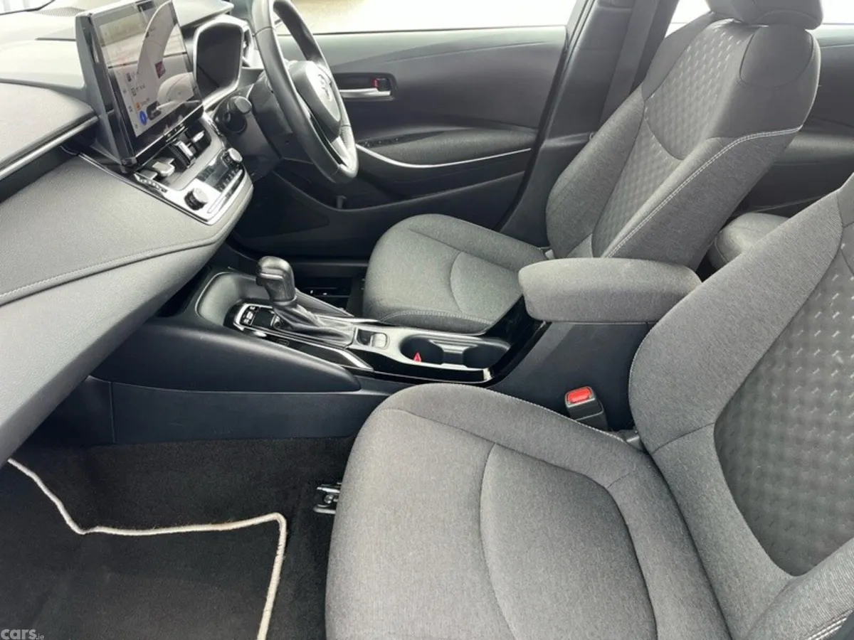 Toyota Corolla Saloon, Petrol Hybrid, 2024, Grey