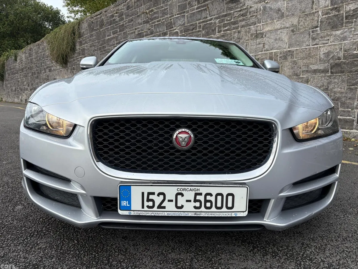 Jaguar XE Saloon, Diesel, 2015, Silver