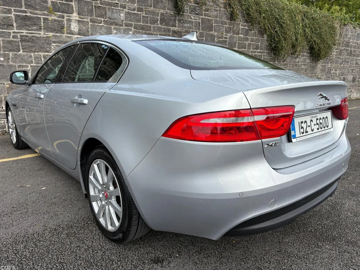 Jaguar XE Saloon, Diesel, 2015, Silver
