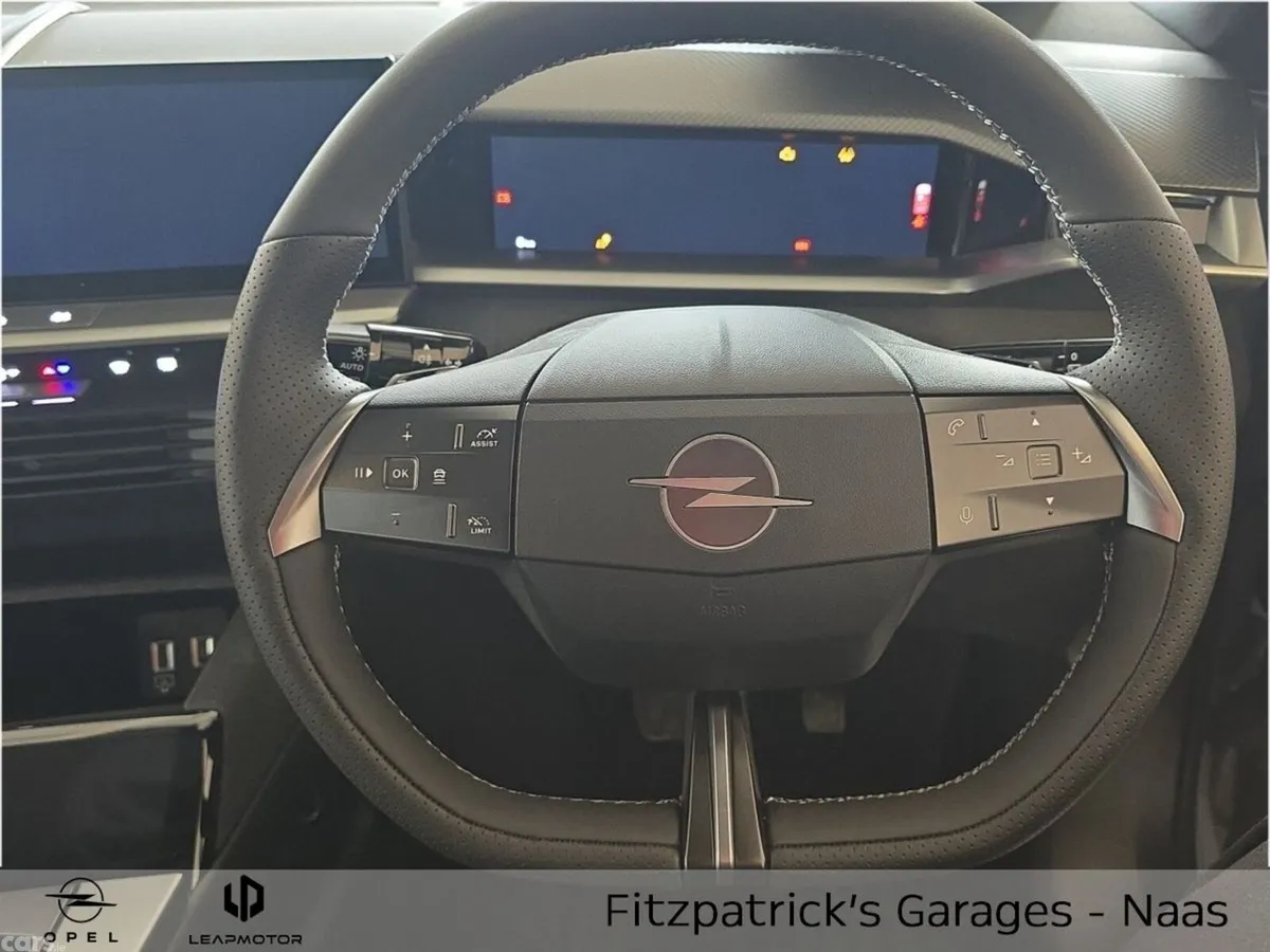 Opel Grandland SUV, Petrol Hybrid, 2026, Silver