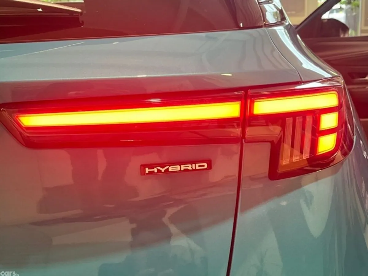 Opel Mokka SUV, Petrol Hybrid, 2026, Green