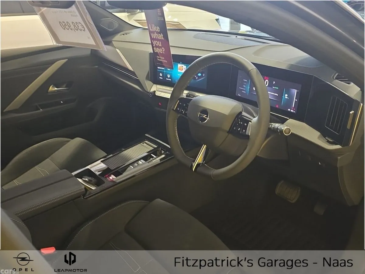 Opel Astra Hatchback, Electric, 2026, Grey