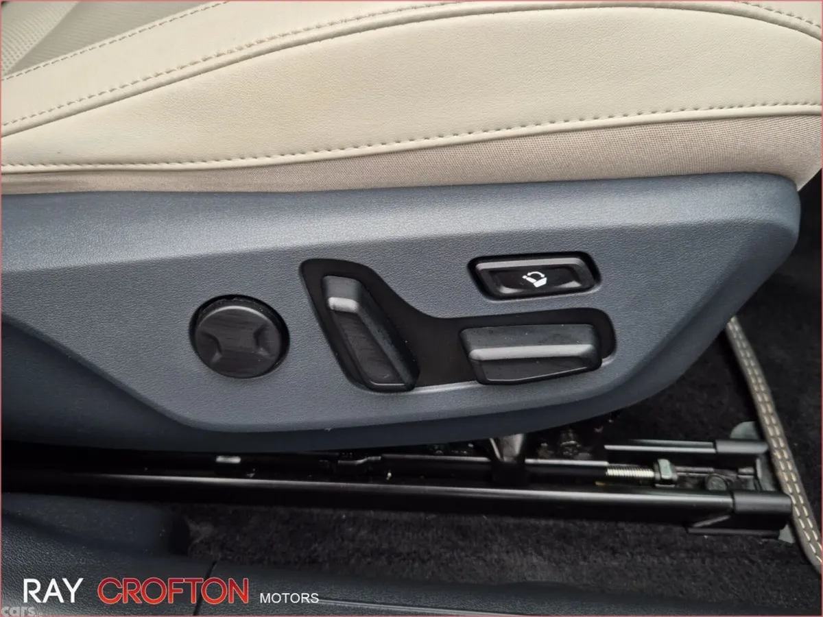 Kia EV6 MPV, Electric, 2023, Blue