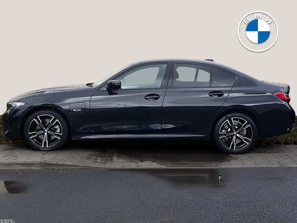 BMW 3-Series Saloon, Petrol Plug-in Hybrid, 2023, Black