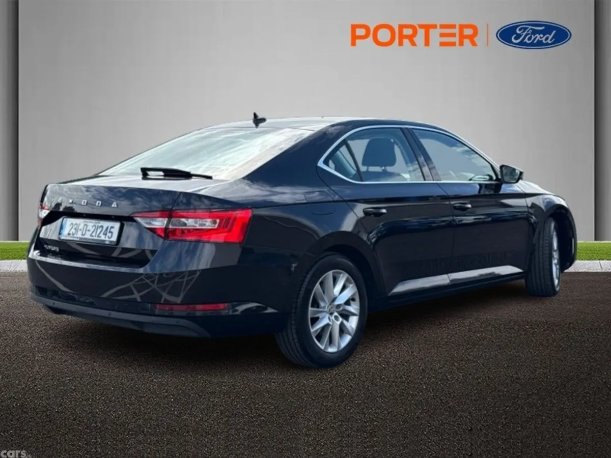 Skoda Superb Saloon, Diesel, 2023, Black