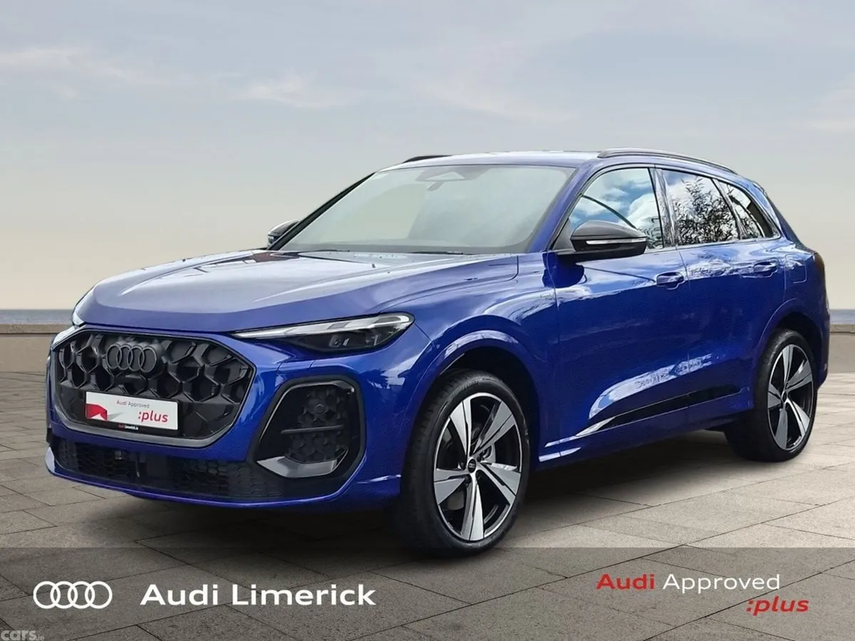 Audi Q5 SUV, Petrol Plug-in Hybrid, 2026, Blue