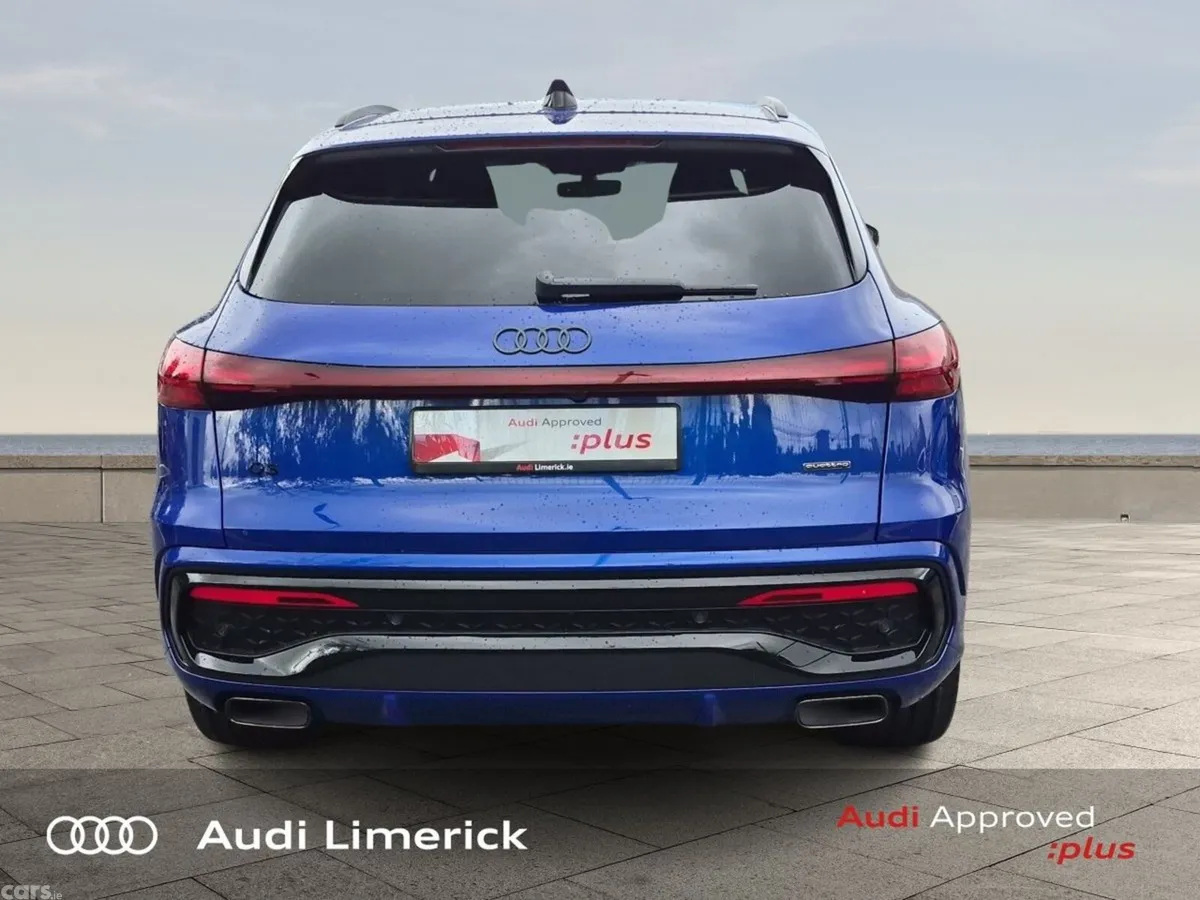 Audi Q5 SUV, Petrol Plug-in Hybrid, 2026, Blue