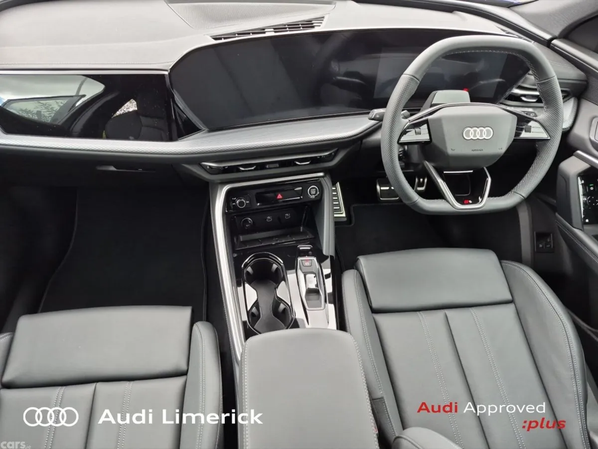 Audi Q5 SUV, Petrol Plug-in Hybrid, 2026, Blue
